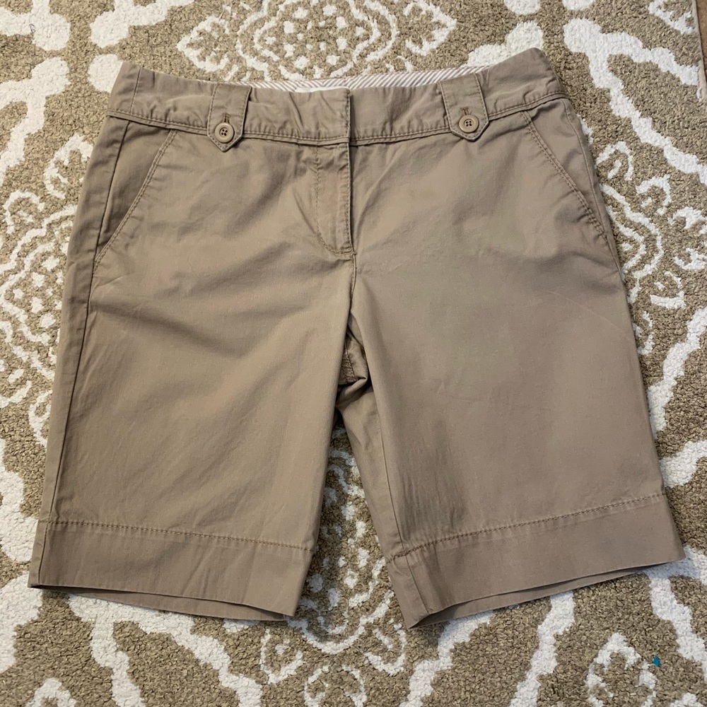 Ann Taylor Petites Chino Khaki Shorts